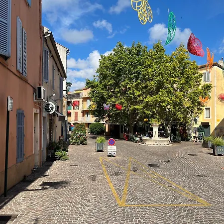 Confort, Espace Et Emplacement Ideal Apartman La Garde