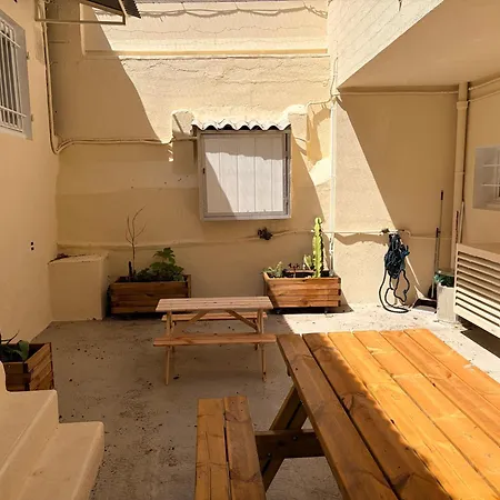 - Confort Et Emplacement Ideal - 8 Couchages * La Garde (Var)