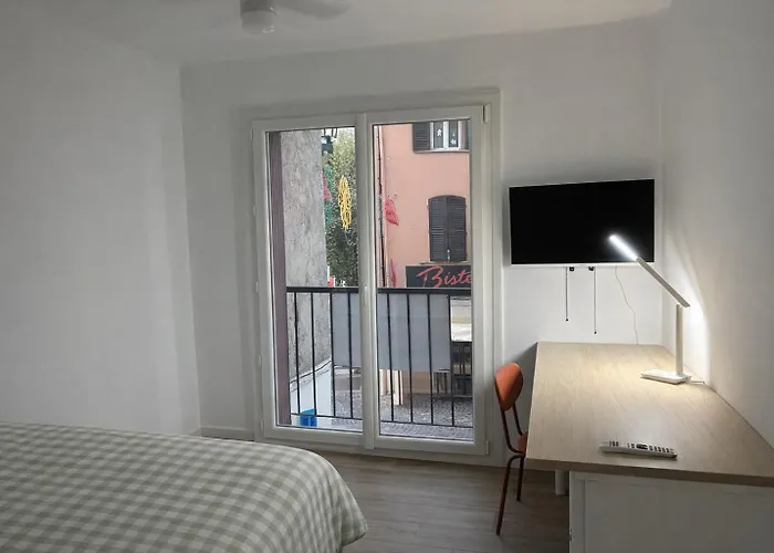 - Confort Et Emplacement Ideal - 8 Couchages Apartament *